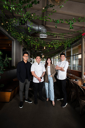 VOX_GROUP010