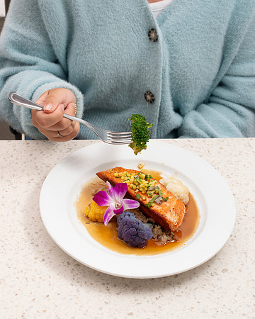 HoneyGlazedGrilledSalmon008_HighRes