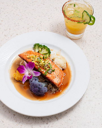 HoneyGlazedGrilledSalmon003_HighRes