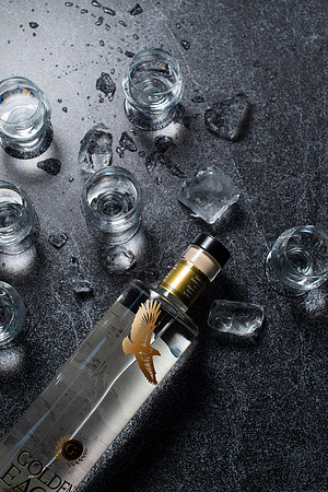 VodkaSnifters018