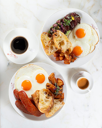 SteakAndEggs006_Turn