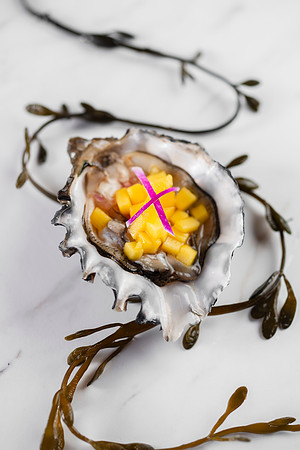 OysterTrio007