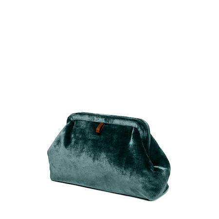 FallWinter2026_HighRes_SIDE_012