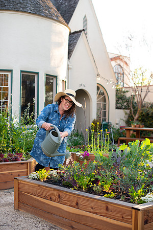 FEAT_May2021_HeirloomPotager__AshleyIrene_002
