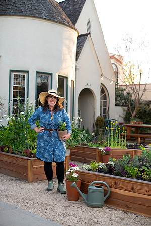 FEAT_May2021_HeirloomPotager__AshleyIrene_013