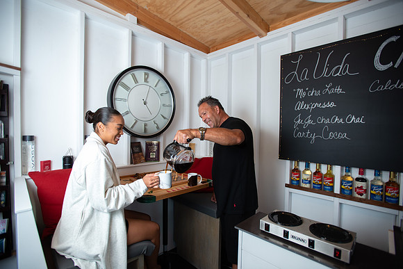 FEAT_May2021_BackyardCafe_EJD_005