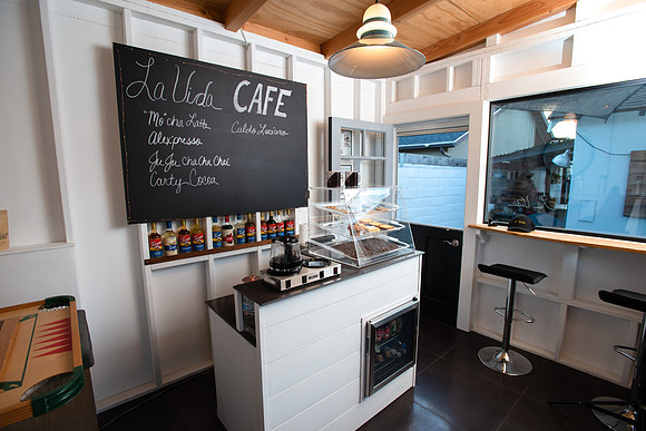 FEAT_May2021_BackyardCafe_EJD_011