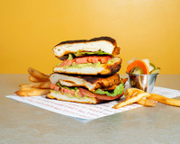 AdoboChickenBreastPambazoSandwich001