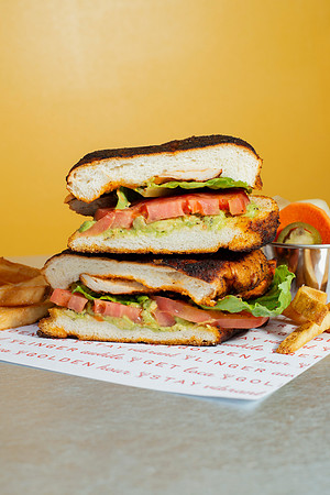 AdoboChickenBreastPambazoSandwich002