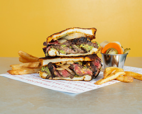 SkirtSteakPambazoSandwich005