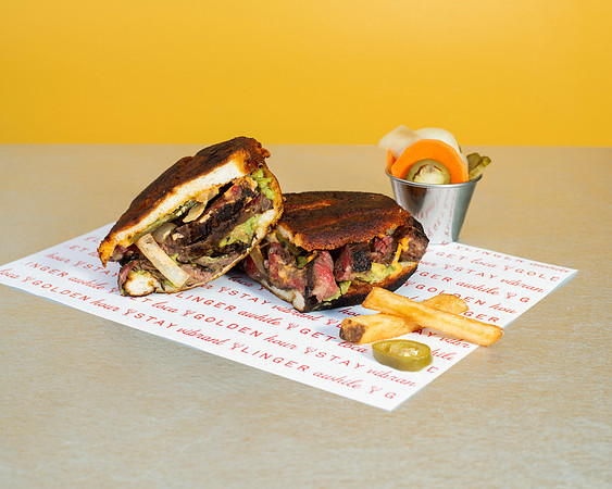 SkirtSteakPambazoSandwich011