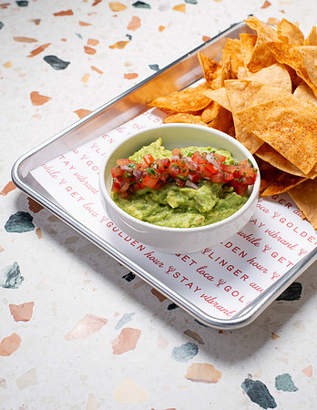 WebRes_ChipsAndGuacamole001