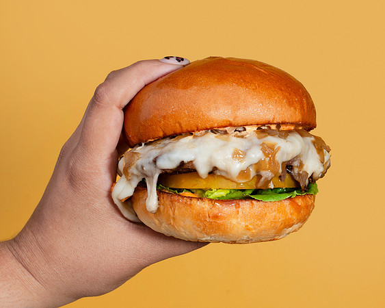 WebRes_VenturaBurger006_CROP