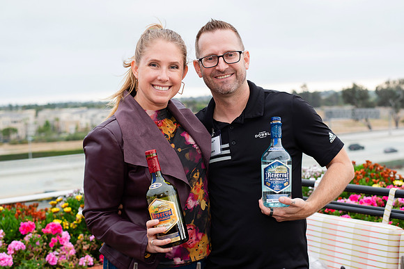 FloraLocaOpening_051