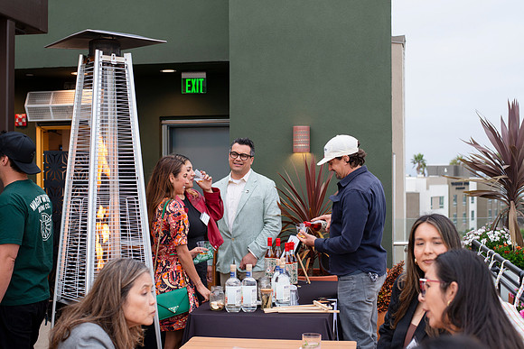 FloraLocaOpening_053