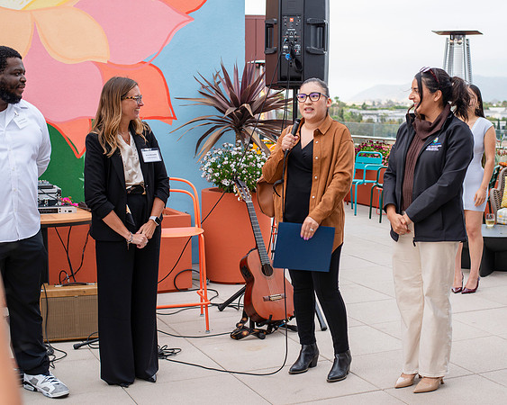 FloraLocaOpening_071