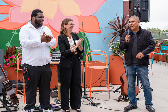FloraLocaOpening_074