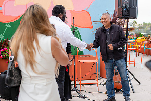 FloraLocaOpening_077
