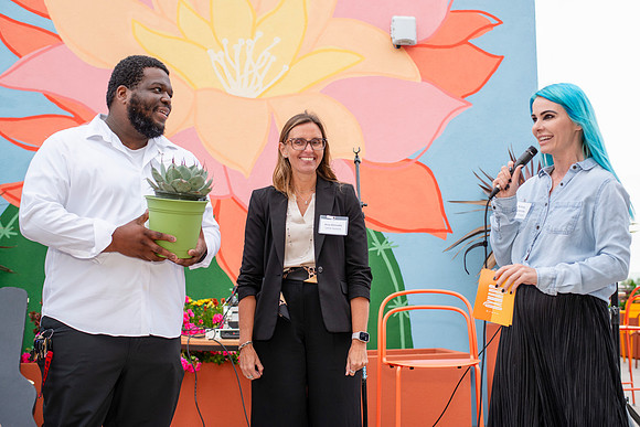 FloraLocaOpening_081