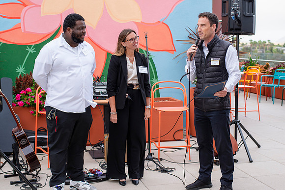 FloraLocaOpening_085