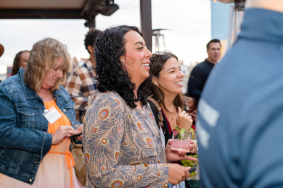 FloraLocaOpening_087