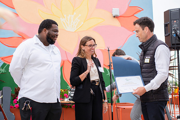 FloraLocaOpening_088