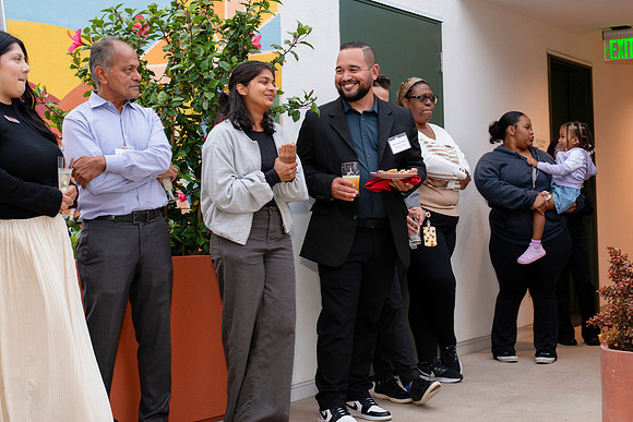FloraLocaOpening_102