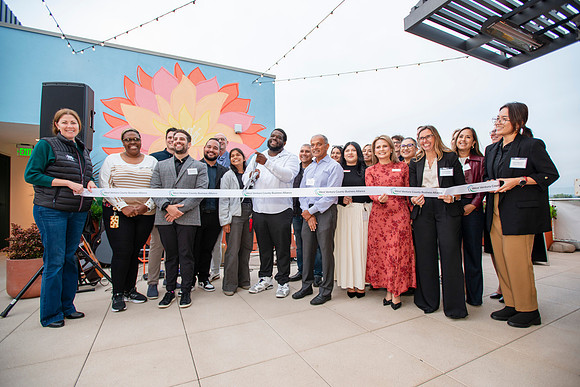 FloraLocaOpening_103