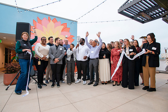 FloraLocaOpening_109
