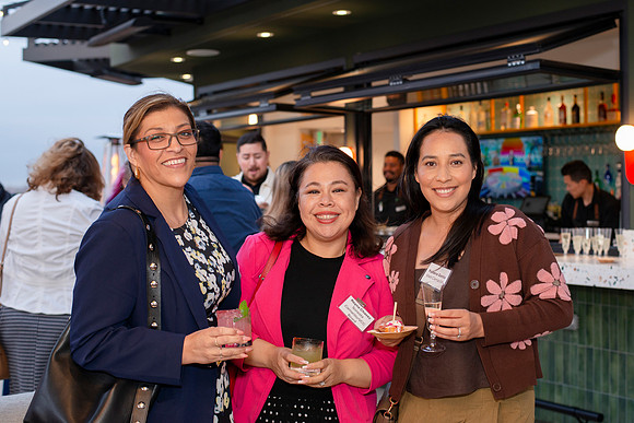 FloraLocaOpening_132