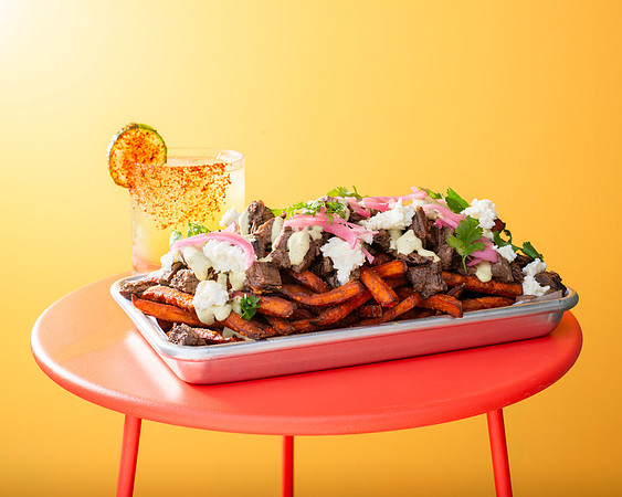 CarneAsadaFries004