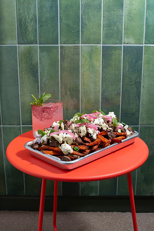 CarneAsadaFries007
