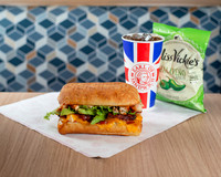 ChipotleChickenAvocadoSandwich006