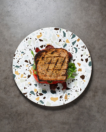 TheBLT001