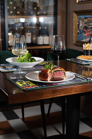 WebRes_BeefWellington001