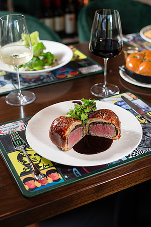 WebRes_BeefWellington004