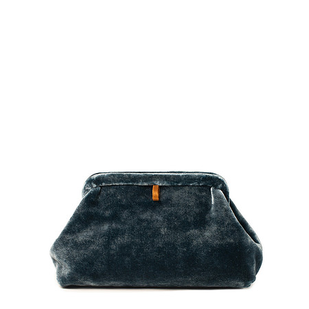 FallWinter2026_WebRes_011_CROP
