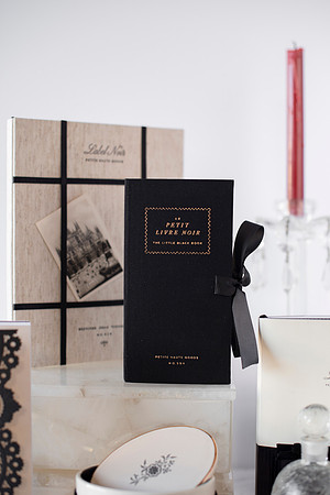 NoirRomanceDetails_012