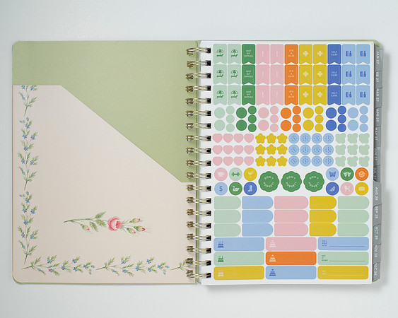 2027_Planners_100
