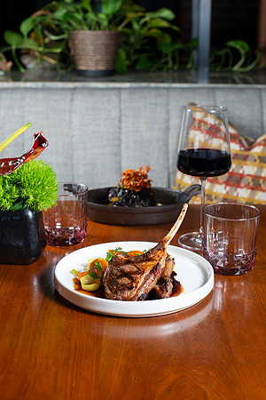 WineCountryLamb001