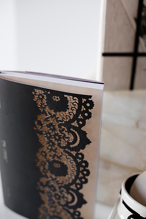 NoirRomanceDetails_011