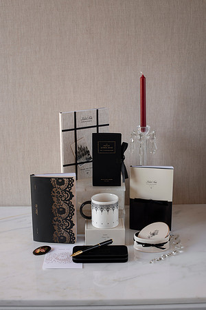 LittleBlackBook_Extras_023