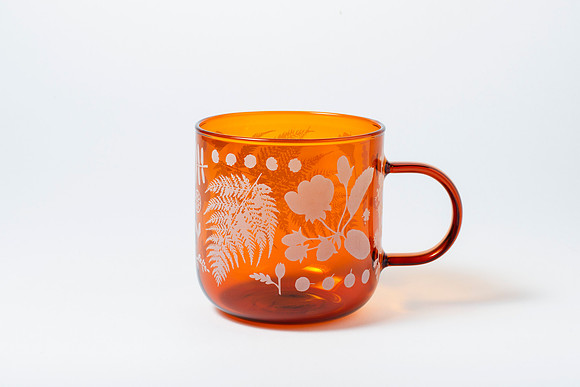 GlassMug_OverheadLight_004