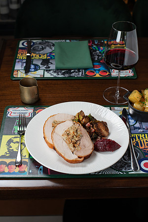 WebRes_RoastedTurkeyRoulade002
