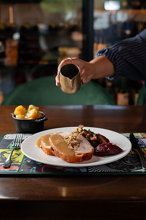 WebRes_RoastedTurkeyRoulade015
