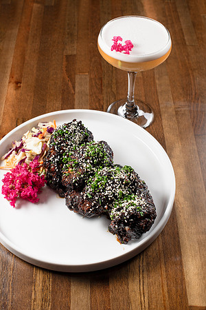 BlackGardenChickenWings023