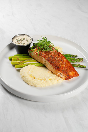WebRes_PanSearedScottishSalmon002