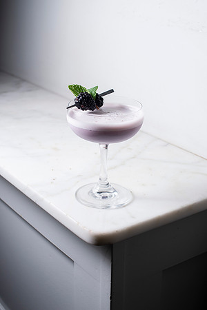 SelanneSteakTavern003