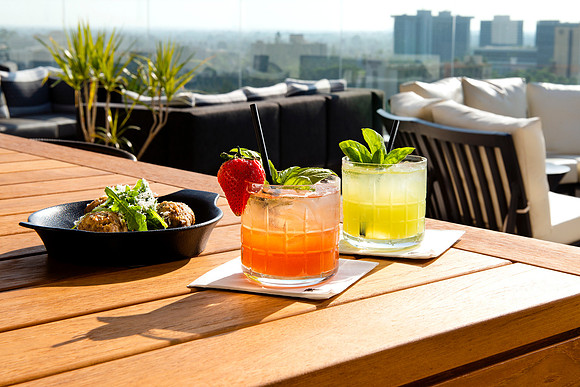 TheParkestry_RooftopPation_Anaheim, CA