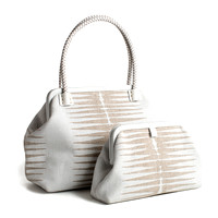 MarianPaquette_CanvasSatchel